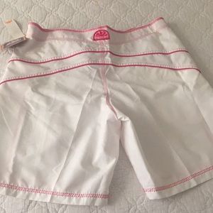New and beautiful Sundek swim short !